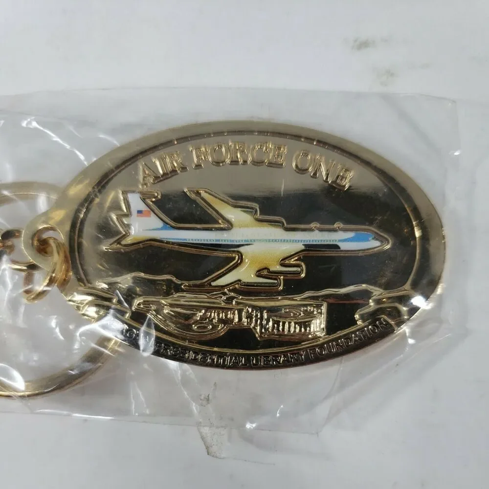 Air Force One Pavilion Grand Opening Key Chain Ronald Reagan New October 2005